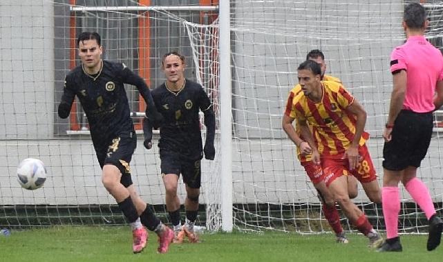 Nilüfer Belediye FSK rakibini 4 golle mağlup etti
