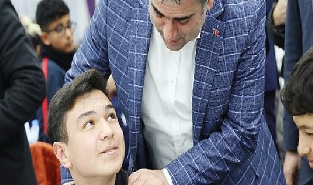 Başkan Turan Kandıra’nın sporcuları ile bir araya geldi