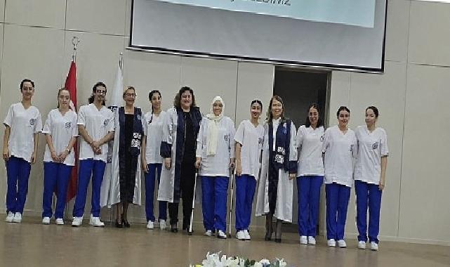 Ege Üniversitesi Hemşirelik Fakültesinde “II. Üniforma Giyme Töreni”
