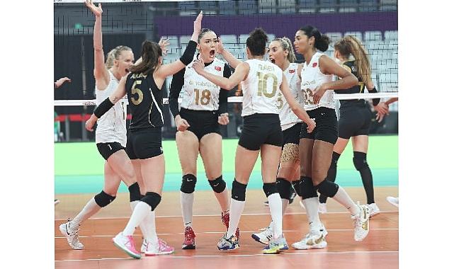 VakıfBank, Kulüpler Dünya Şampiyonası’nda grup lideri olarak yarı finalde