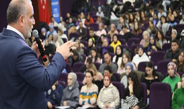 Canik Belediye Başkanı İbrahim Sandıkçı, eğitimde model olan projeleri ilçeye kazandırdıklarını söyledi.