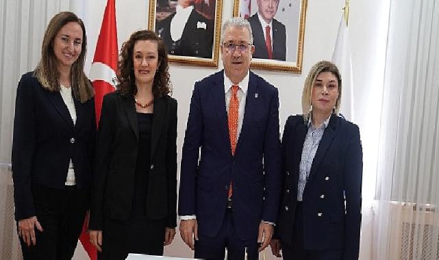Egeli Doktora Öğrencisinden ‘Sigara Karşıtı Hemşirelik Girişimleri Mobil Uygulaması’