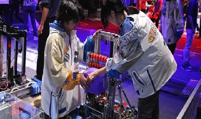 Robotlar “Show” Dünyasına da Girdi!