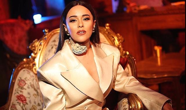 Efsanenin kızı Hilal Altın’dan Yıldız Tilbe şarkısı