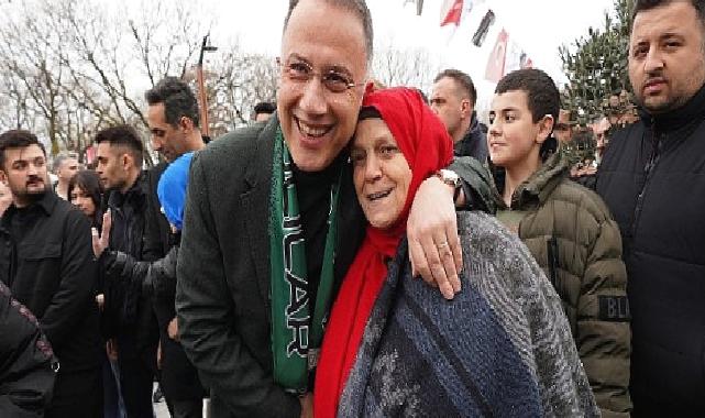 Gürpınar 100. Yıl Kent Ormanı ve 20 parkın açılışı Beylikdüzü Belediye Başkanı Mehmet Murat Çalık’ın katılımıyla gerçekleşti