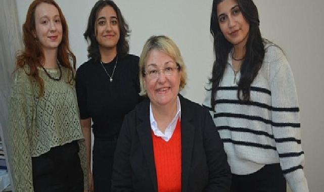 “İletişimde Minik Adımlar”
