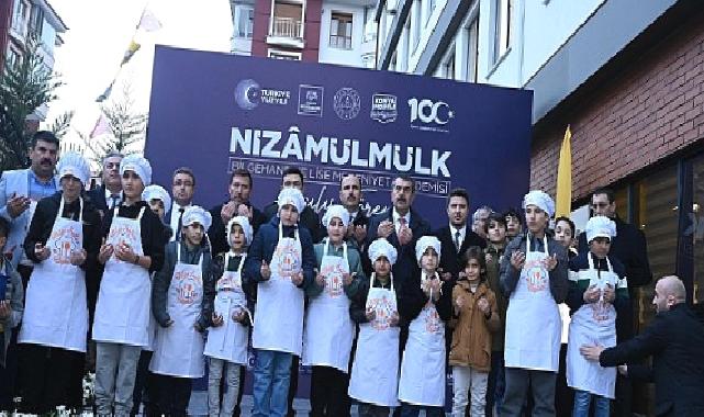 Milli Eğitim Bakanı Tekin, Konya Büyükşehir’in Nizamülmülk Bilgehanesi ve Lise Medeniyet Akademisi’ni Açtı