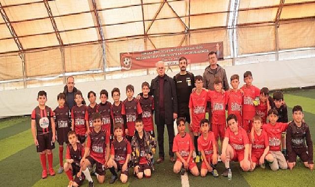 Nevşehir Belediyesi tarafından düzenlenen 3. İlkokullar Arası 23 Nisan Halı Saha Futbol Turnuvası başladı