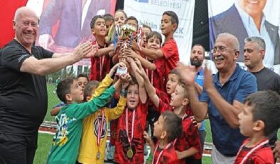 23 Nisan Futbol Turnuvası heyecan kattı