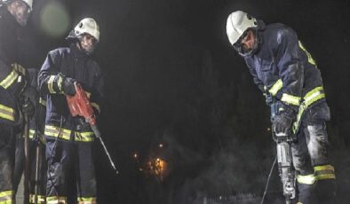 Antalya Büyükşehir Belediyesi İtfaiyesi her an deprem olacakmış gibi hazırlanıyor