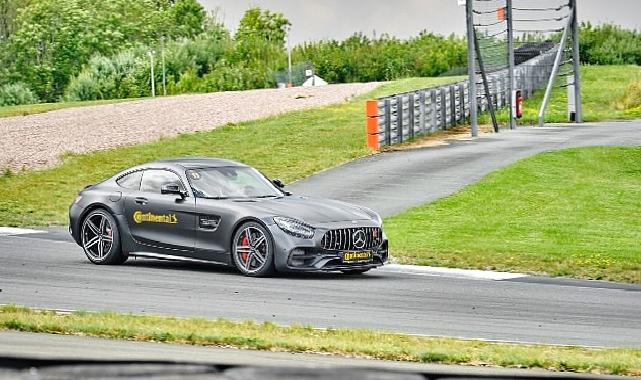 Auto Bild Sportscars Testinin Galibi Continental SportContact 7