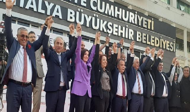Başkan Topaloğlu, Başkan Böcek’in göreve başlama törenine katıldı