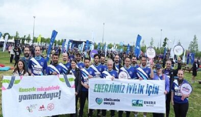 CK Enerji çalışanları, İstanbul Yarı Maratonu’nda kanserle mücadele için koştu