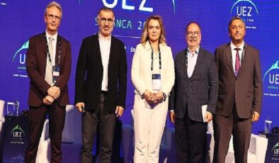 Eğitimin Geleceği: Dijital Çağda Global Yetenekler Geliştirmek