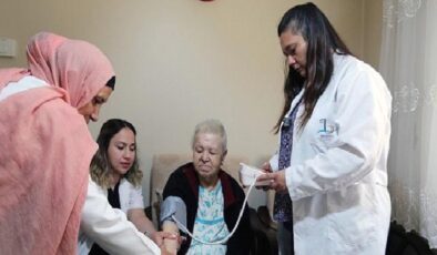 Bayraklı’da vatandaşlara ücretsiz sağlık hizmeti