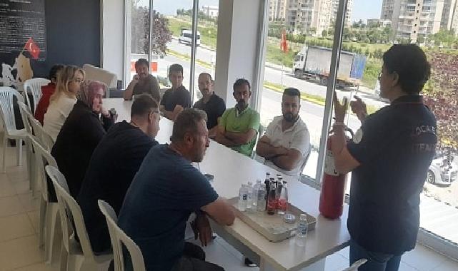 Büyükşehir İtfaiyesinden site sakinlerine eğitim