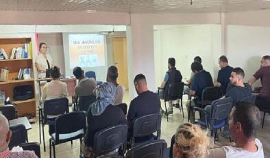 Burhaniye Belediyesi’nden Bağımlılıkla Mücadele Ailelere Destek Semineri