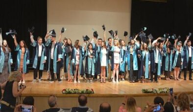 Egeli genç tasarımcılar sektöre uğurlandı