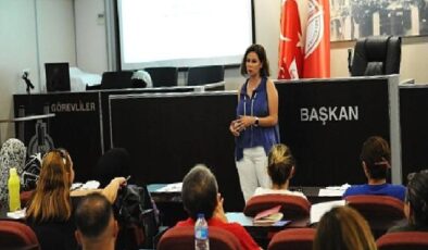 Karşıyaka Belediyesi’nden hayvanseverlere eğitim