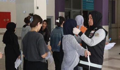 Lise Medeniyet Akademisi Öğrencileri YKS Provasında Ter Döktü