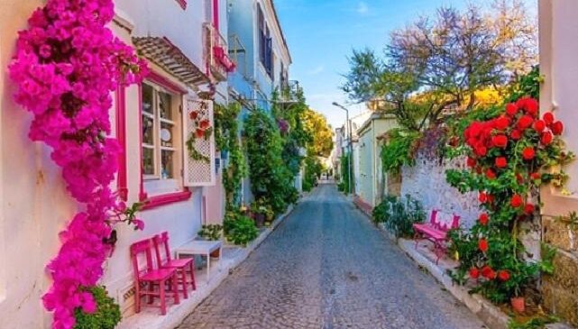 2.140 TL’den başlayan fiyatlarla yaz tatili fırsatları