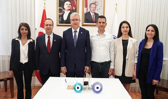 Egeli eğitim bilimci Doç. Dr. Uslu’dan “Mentör Destekli Psikolojik İhtiyaçlara Duyarlı Öğretim” projesi